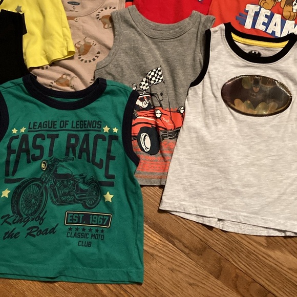 Pack of 2/3 tops. 7 tanks and 2 tees. - Picture 4 of 4